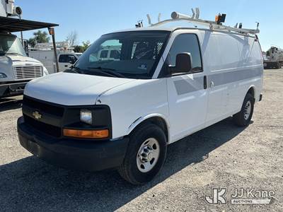 2011 Chevrolet Express G2500 Cargo Van