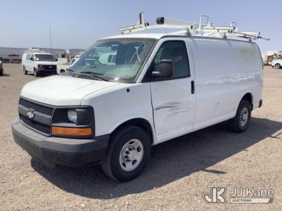 2015 Chevrolet Express G2500 Cargo Van