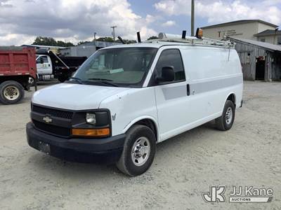 2011 Chevrolet Express G2500 Cargo Van