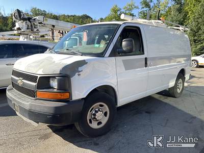 2011 Chevrolet Express G2500 Cargo Van