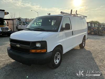 2011 Chevrolet Express G2500 Cargo Van