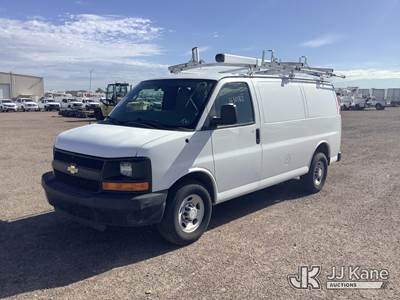 2015 Chevrolet Express G2500 Cargo Van