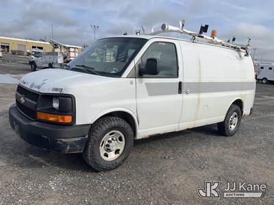 2011 Chevrolet Express G2500 Cargo Van