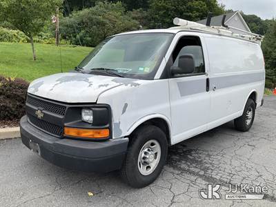 2011 Chevrolet Express G2500 Cargo Van