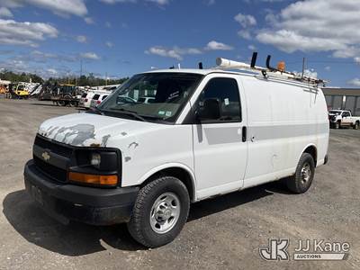 2011 Chevrolet Express G2500 Cargo Van