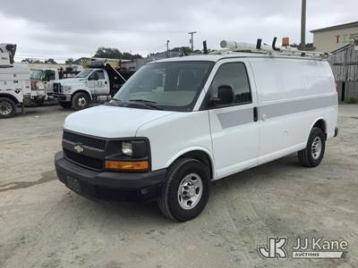 2011 Chevrolet Express G2500 Cargo Van