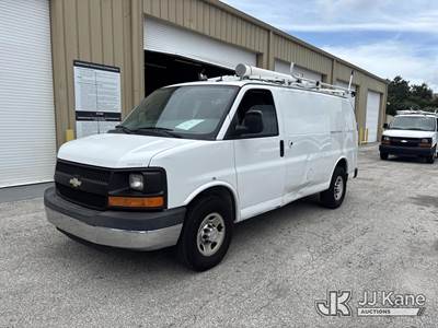 2014 Chevrolet Express G2500 Cargo Van