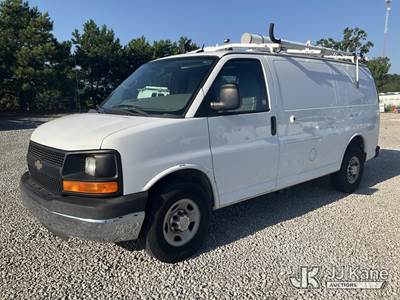 2014 Chevrolet Express G2500 Cargo Van