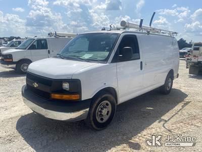 2014 Chevrolet Express G2500 Cargo Van