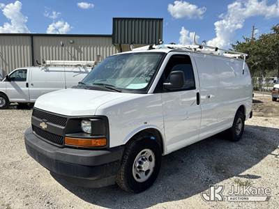 2017 Chevrolet Express G2500 Cargo Van