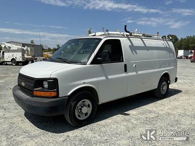 2015 Chevrolet Express G2500 Cargo Van