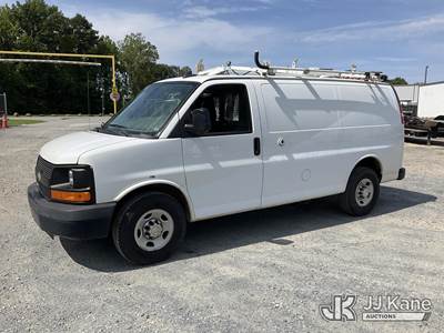 2016 Chevrolet Express G2500 Cargo Van