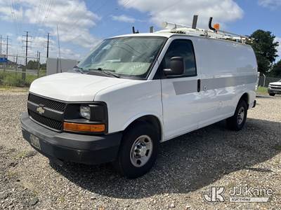 2011 Chevrolet Express G2500 Cargo Van