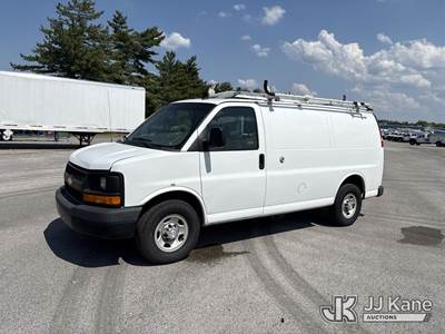 2015 Chevrolet Express G2500 Cargo Van