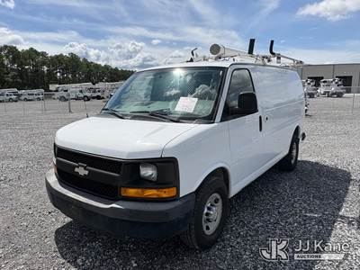 2013 Chevrolet Express G2500 Cargo Van