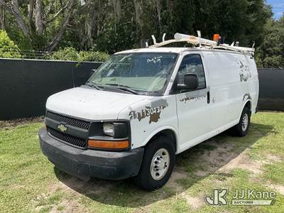 2011 Chevrolet Express G2500 Cargo Van