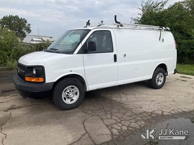 2015 Chevrolet Express G2500 Cargo Van