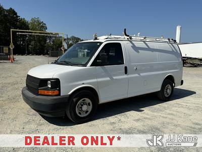2017 Chevrolet Express G2500 Cargo Van