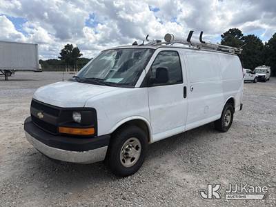 2014 Chevrolet Express G2500 Cargo Van