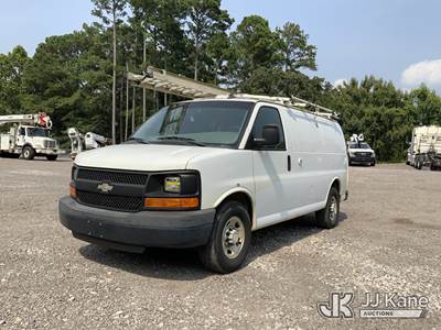 2016 Chevrolet Express G2500 Cargo Van