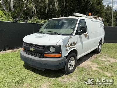 2011 Chevrolet Express G2500 Cargo Van