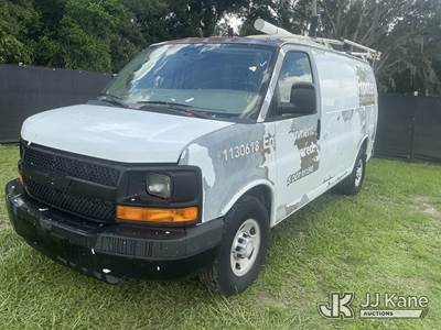 2011 Chevrolet Express G2500 Cargo Van