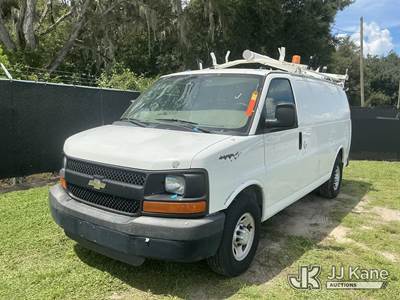 2011 Chevrolet Express G2500 Cargo Van