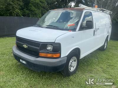 2011 Chevrolet Express G2500 Cargo Van