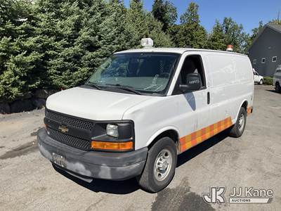 2015 Chevrolet Express G2500 Cargo Van
