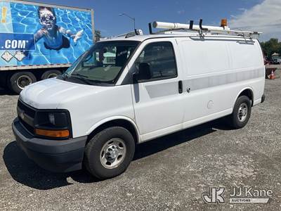 2017 Chevrolet Express G2500 2500 Cargo Van