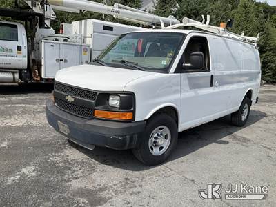 2011 Chevrolet Express G2500 Cargo Van