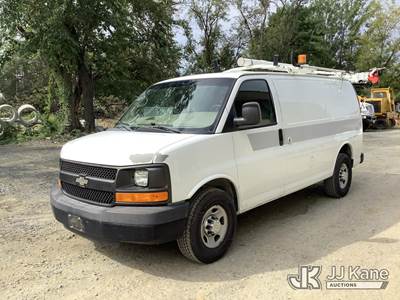 2011 Chevrolet Express G2500 Cargo Van