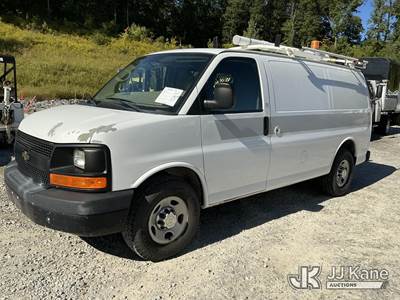 2011 Chevrolet Express G2500 Cargo Van