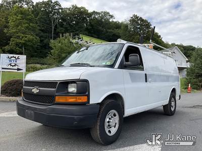 2011 Chevrolet Express G2500 Cargo Van