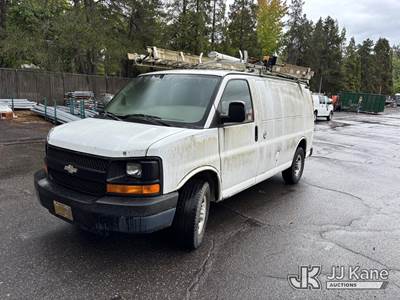 2009 Chevrolet Express G2500 Cargo Van