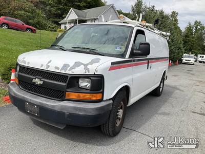 2009 Chevrolet Express G2500 Cargo Van