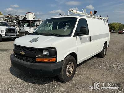 2011 Chevrolet Express G2500 Cargo Van