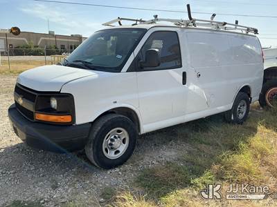 2015 Chevrolet Express G2500 Cargo Van
