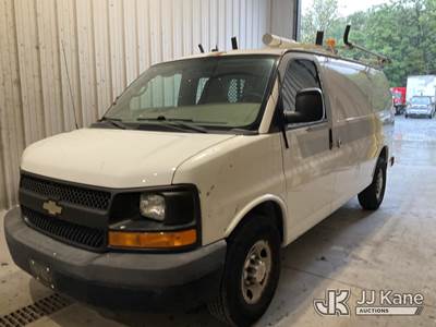 2011 Chevrolet Express G2500 Cargo Van
