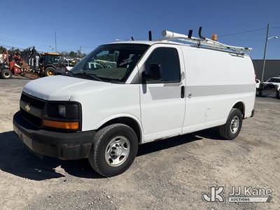 2011 Chevrolet Express G2500 Cargo Van