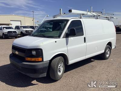2017 Chevrolet Express G2500 Cargo Van