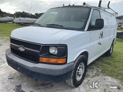 2011 Chevrolet Express G2500 Cargo Van