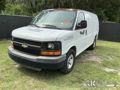 2011 Chevrolet Express G2500 Cargo Van