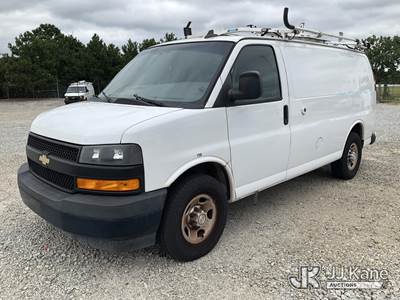 2018 Chevrolet Express G2500 Cargo Van