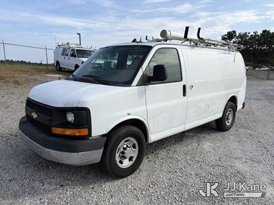 2014 Chevrolet Express G2500 Cargo Van