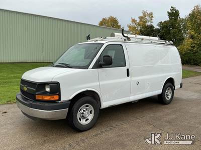 2014 Chevrolet Express G2500 Cargo Van
