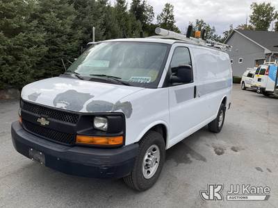 2011 Chevrolet Express G2500 Cargo Van