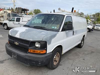 2011 Chevrolet Express G2500 Cargo Van
