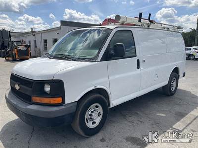 2013 Chevrolet Express G2500 Cargo Van