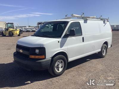 2015 Chevrolet Express G2500 Cargo Van